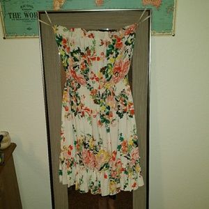 Forever 21 Floral summer dress